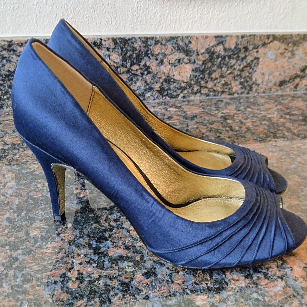 Elegant Blue Women's Heels